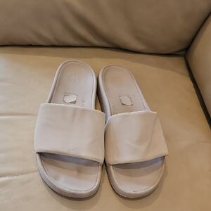 Lululemon Slide Slippers